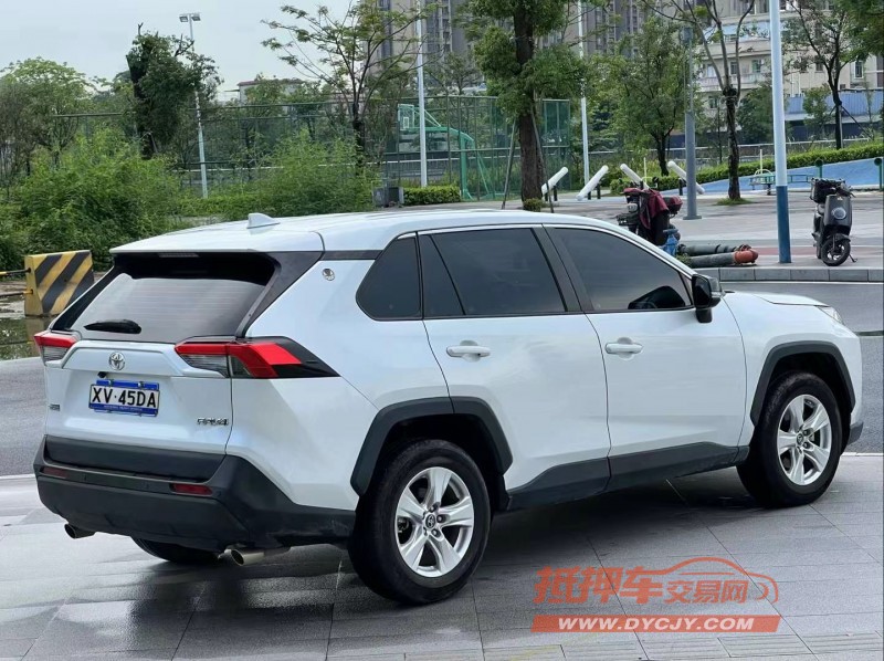东莞22年丰田RAV4荣放5