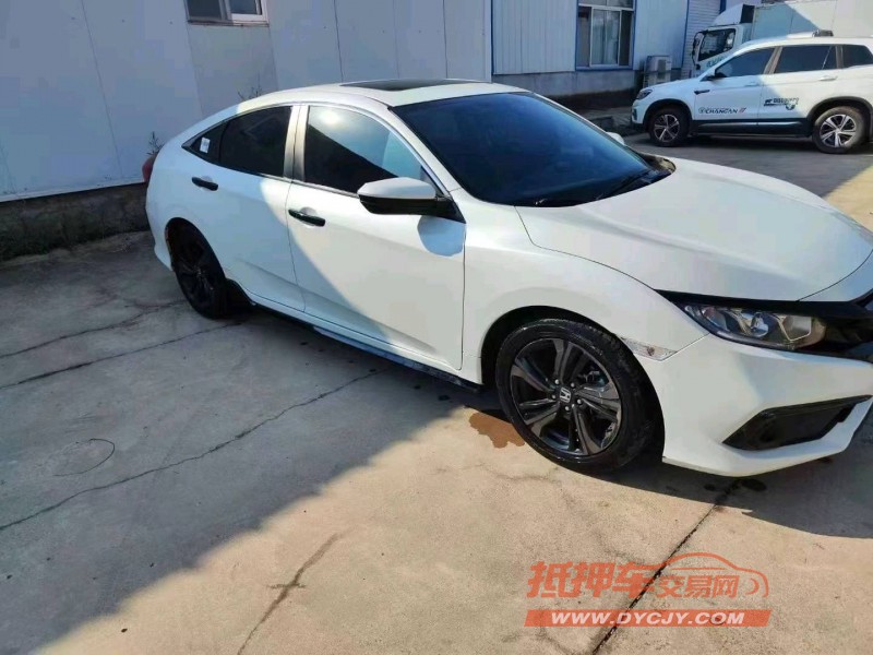 青岛21年本田思域2