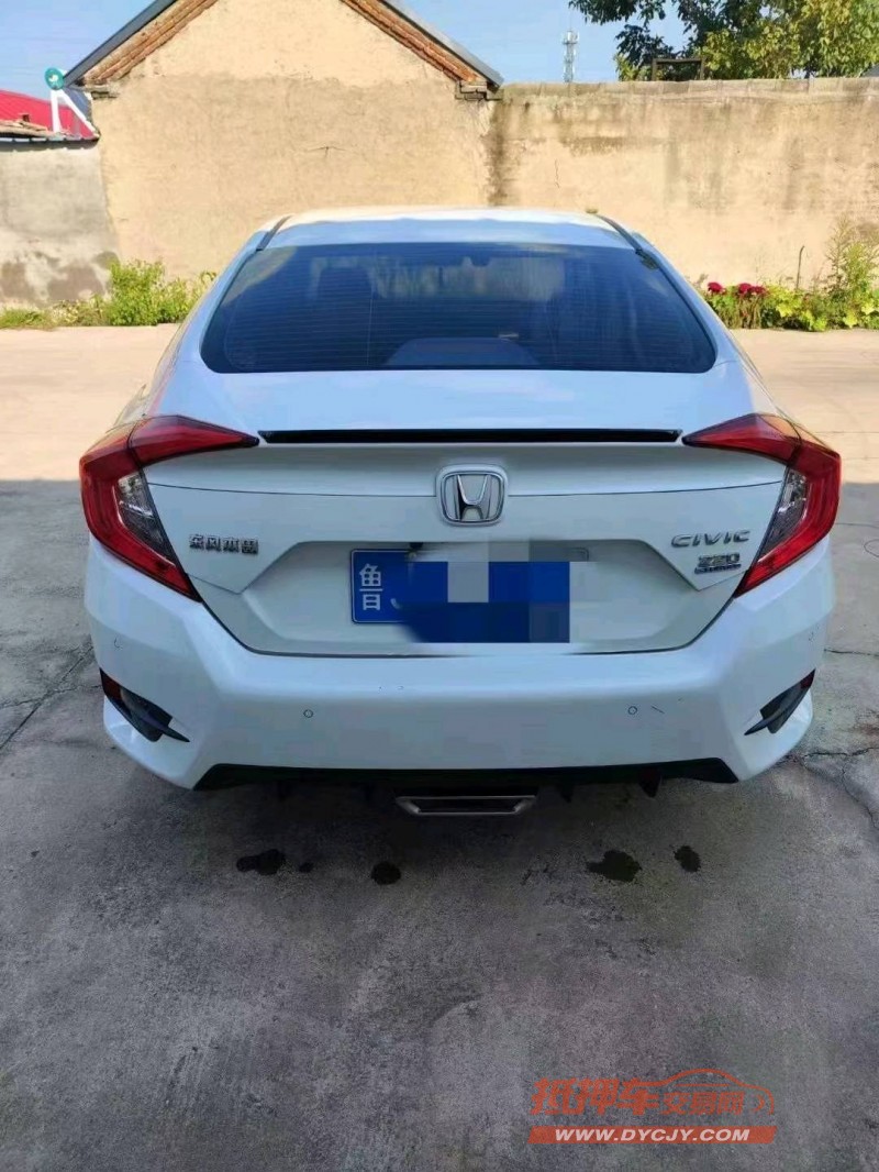 青岛21年本田思域4