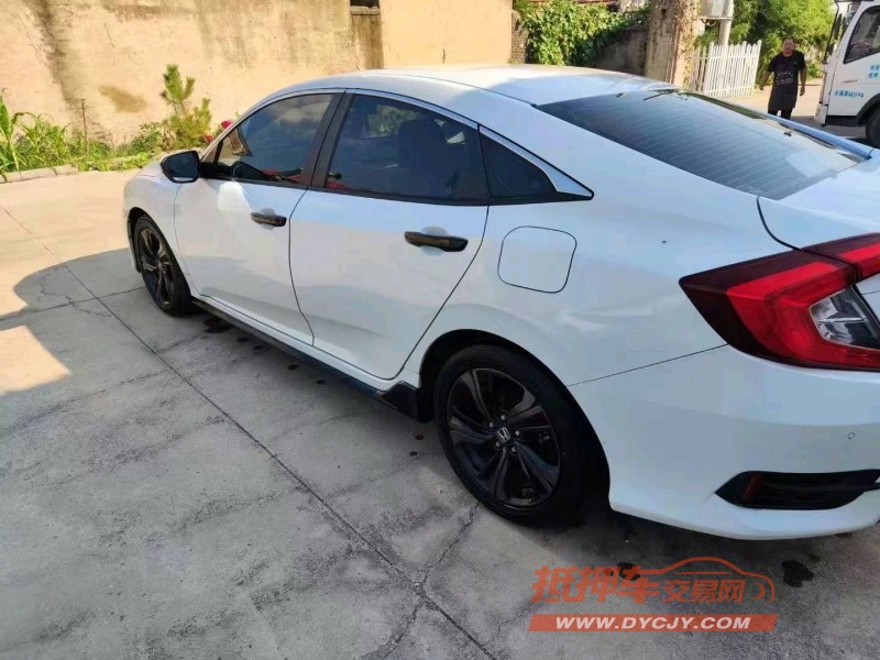 青岛21年本田思域6