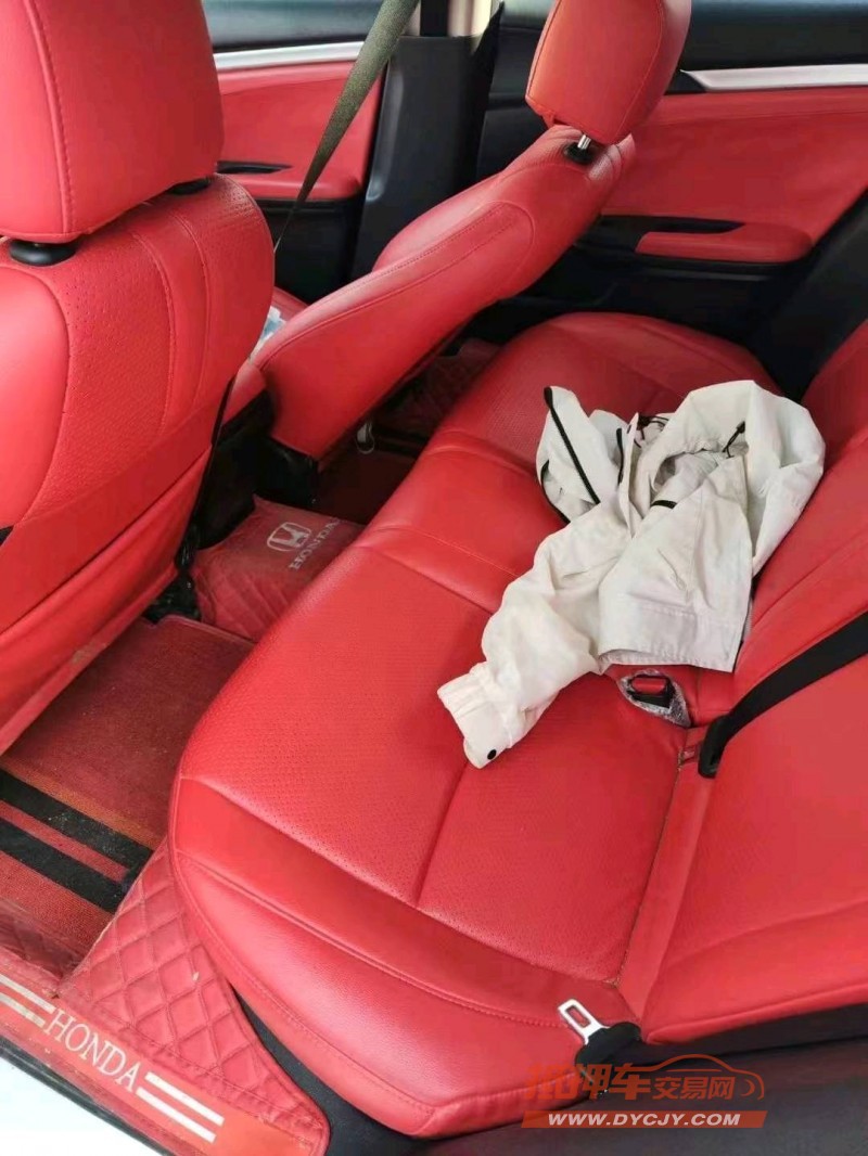 青岛21年本田思域8