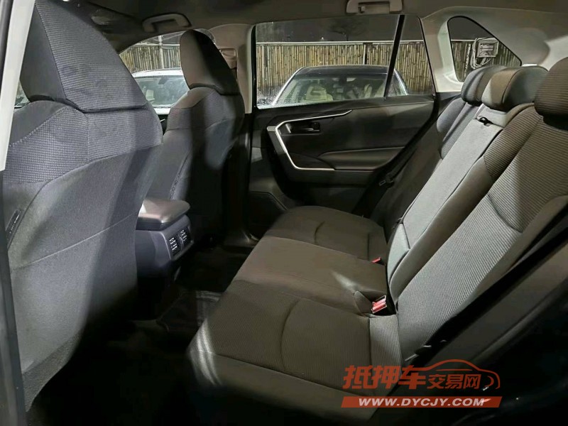 汕头24年丰田RAV4荣放3