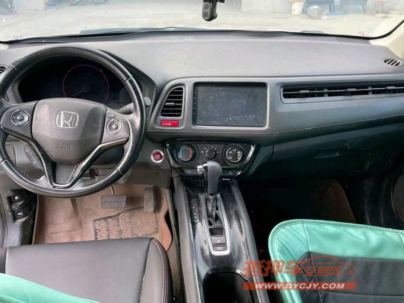 济宁18年本田缤智4