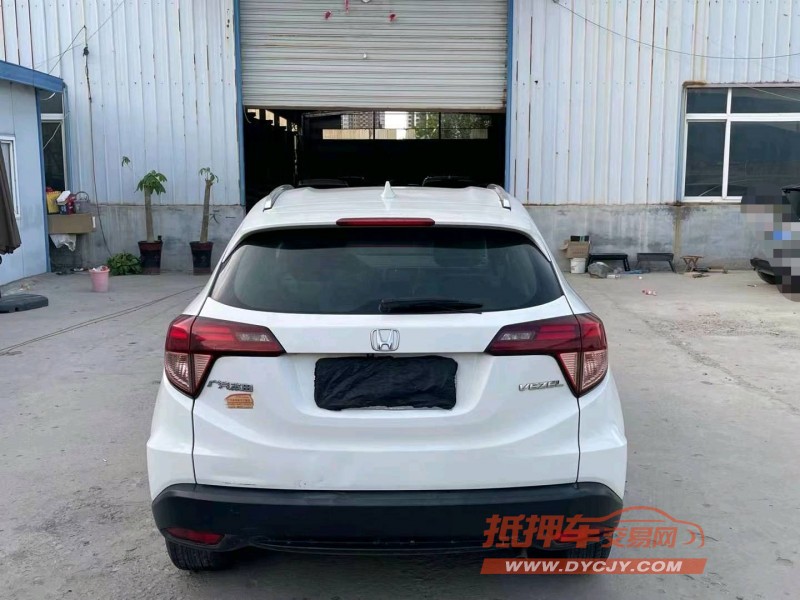 济宁18年本田缤智9