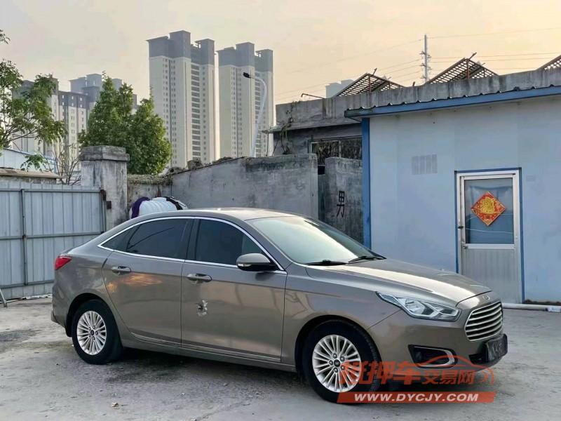 济宁16年福特福睿斯3