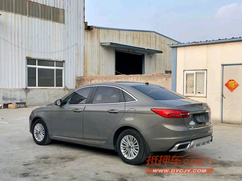 济宁16年福特福睿斯7