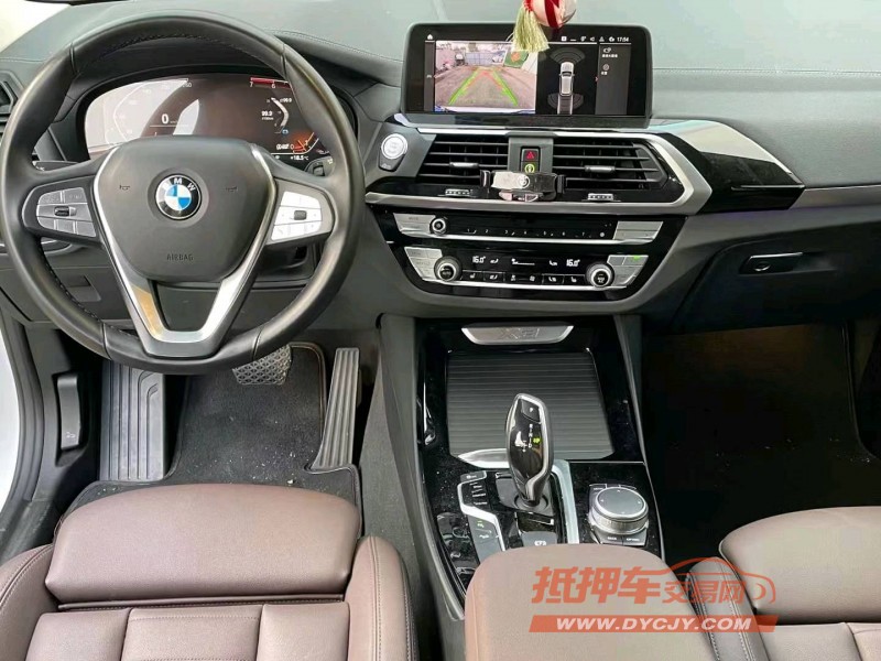 济宁21年宝马X33