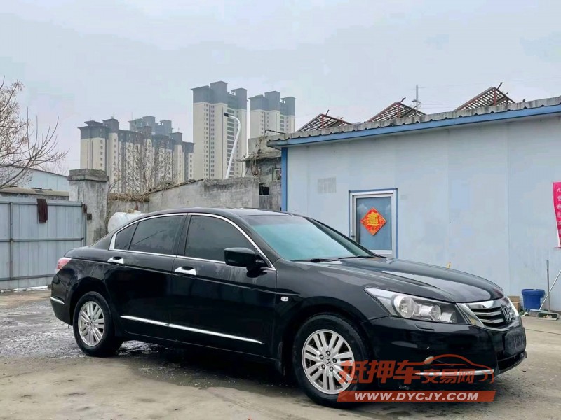 济宁13年本田雅阁3