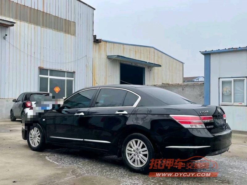 济宁13年本田雅阁7