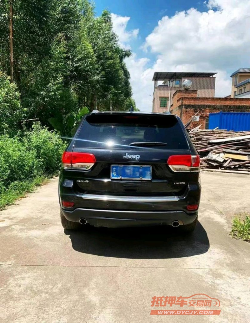 佛山17年Jeep大切诺基2