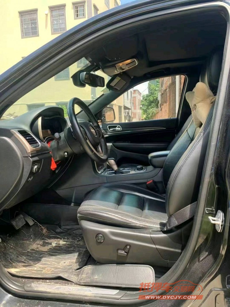 佛山17年Jeep大切诺基5