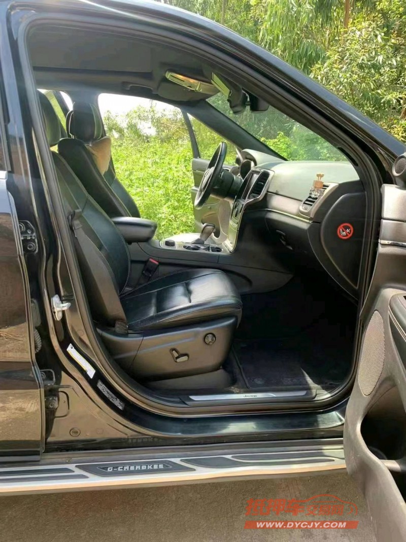 佛山17年Jeep大切诺基6