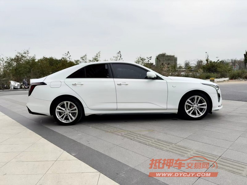 东莞20年凯迪拉克CT48