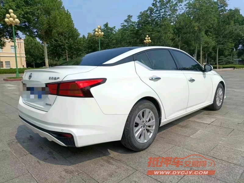 潍坊20年日产天籁4