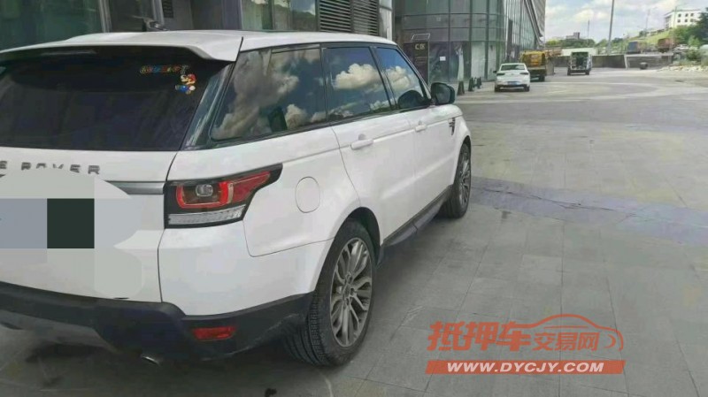 重庆18年路虎揽胜运动3