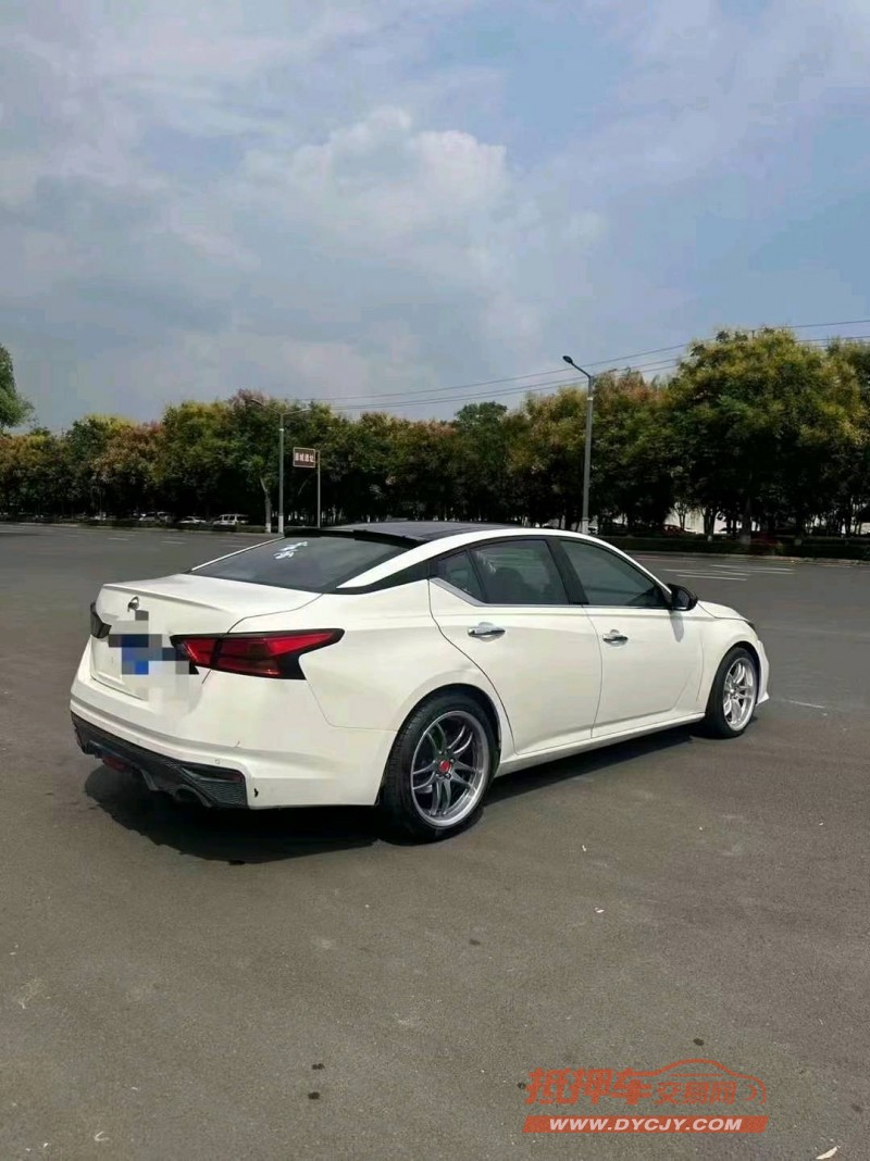 鶴壁19年日產天籟6