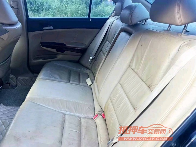 潍坊12年本田雅阁8