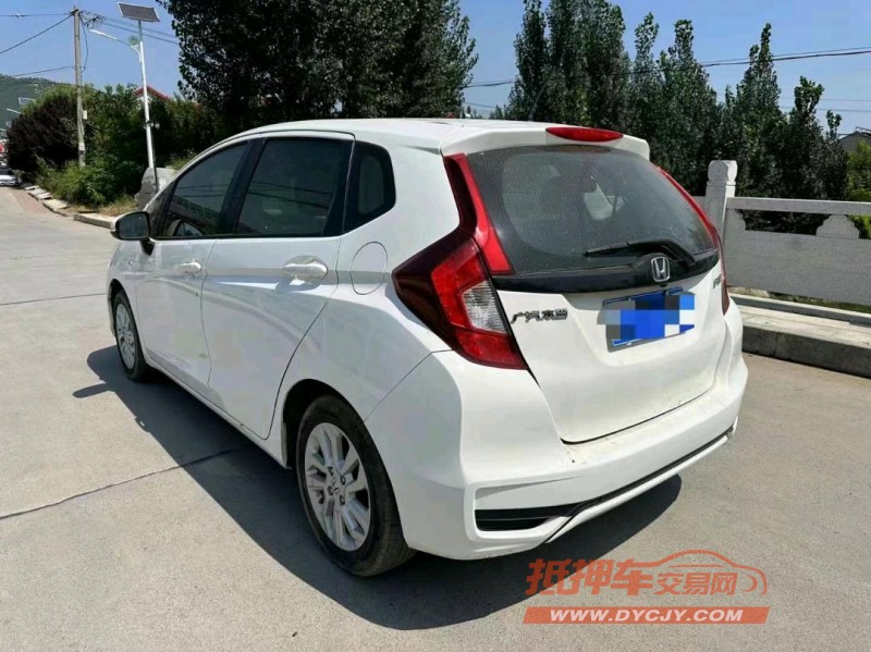 潍坊19年本田飞度5