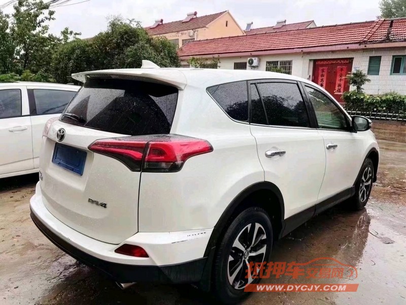潍坊19年丰田RAV4荣放3