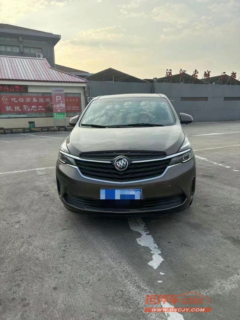 济宁22年别克GL81