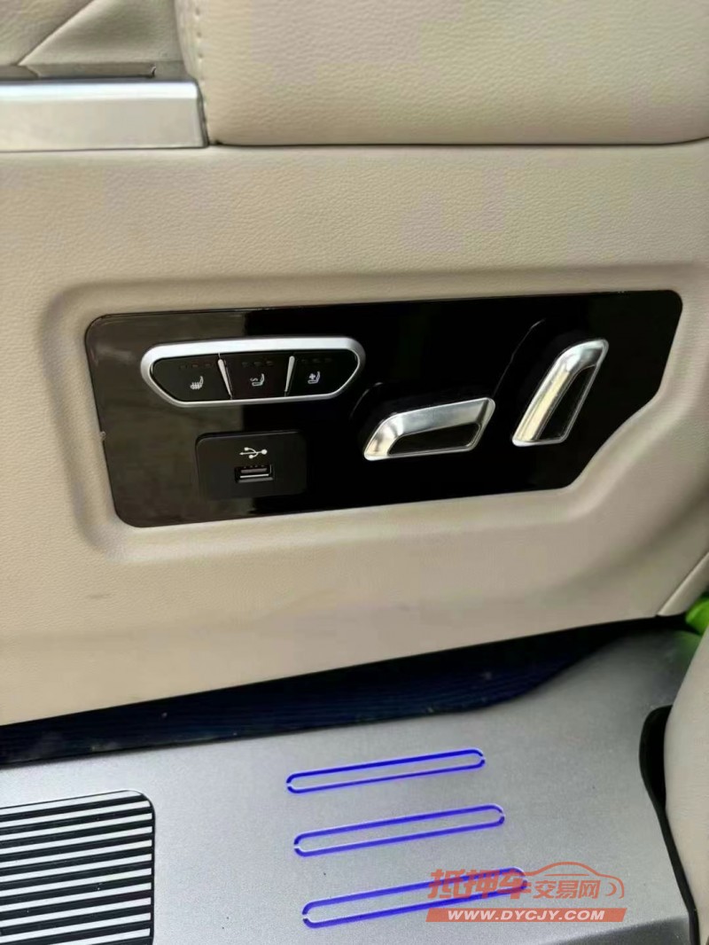 济宁22年别克GL85