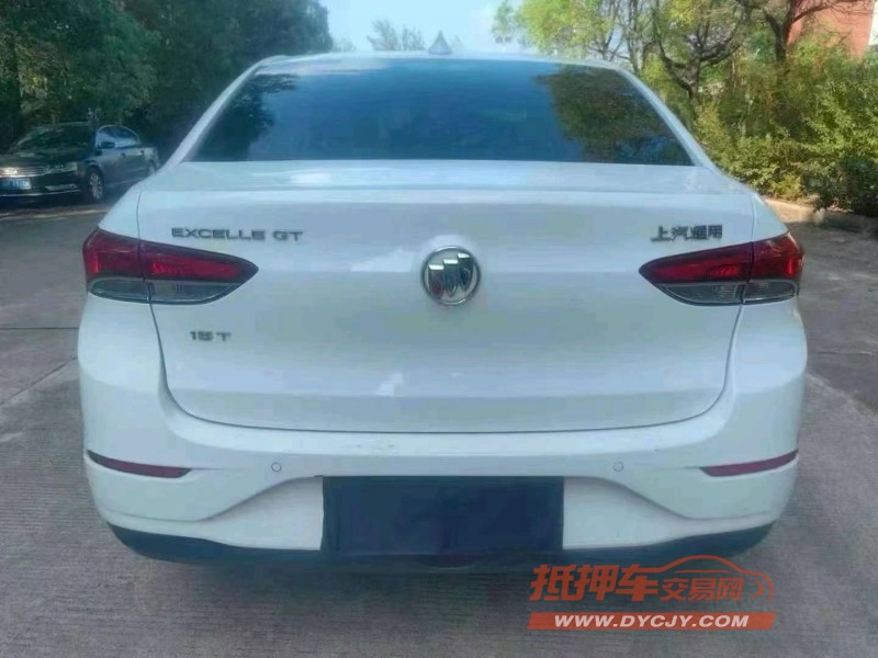 潍坊19年别克英朗3