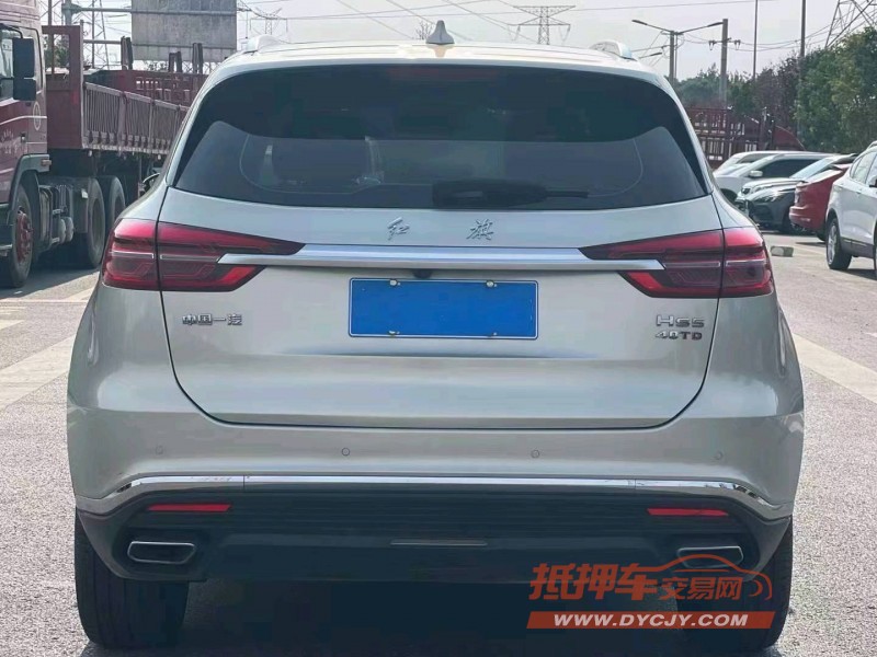 汕头22年红旗HS52