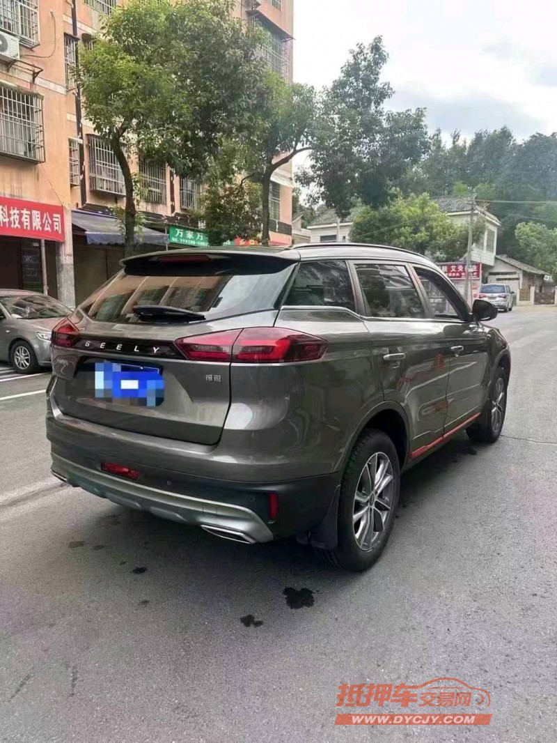 湘潭22年吉利博越4