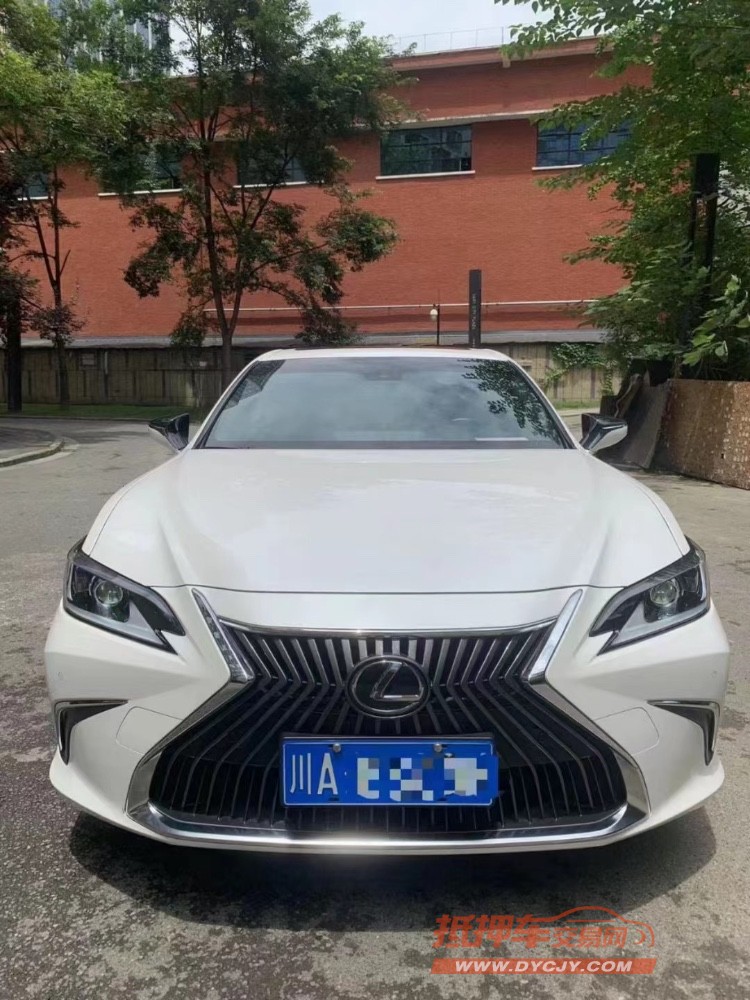 成都20年雷克萨斯ES1