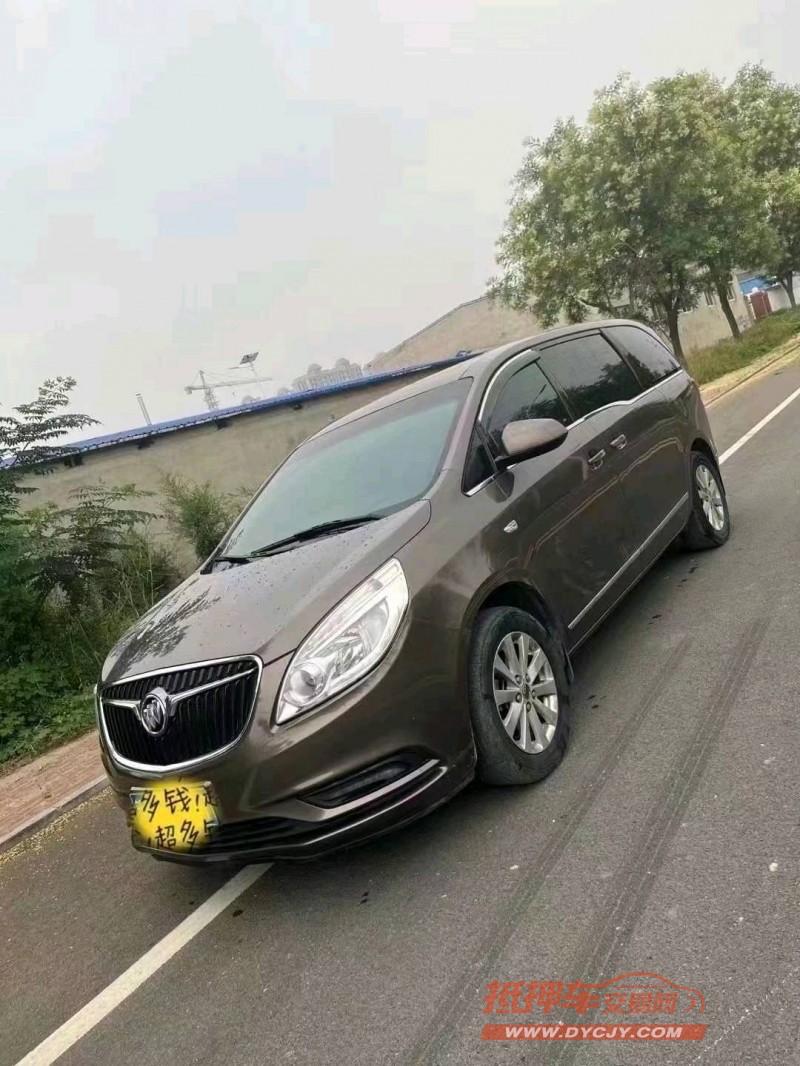 保定18年别克GL83