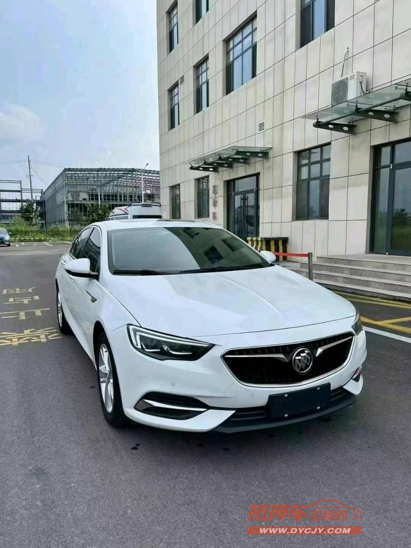 济宁19年别克君威2