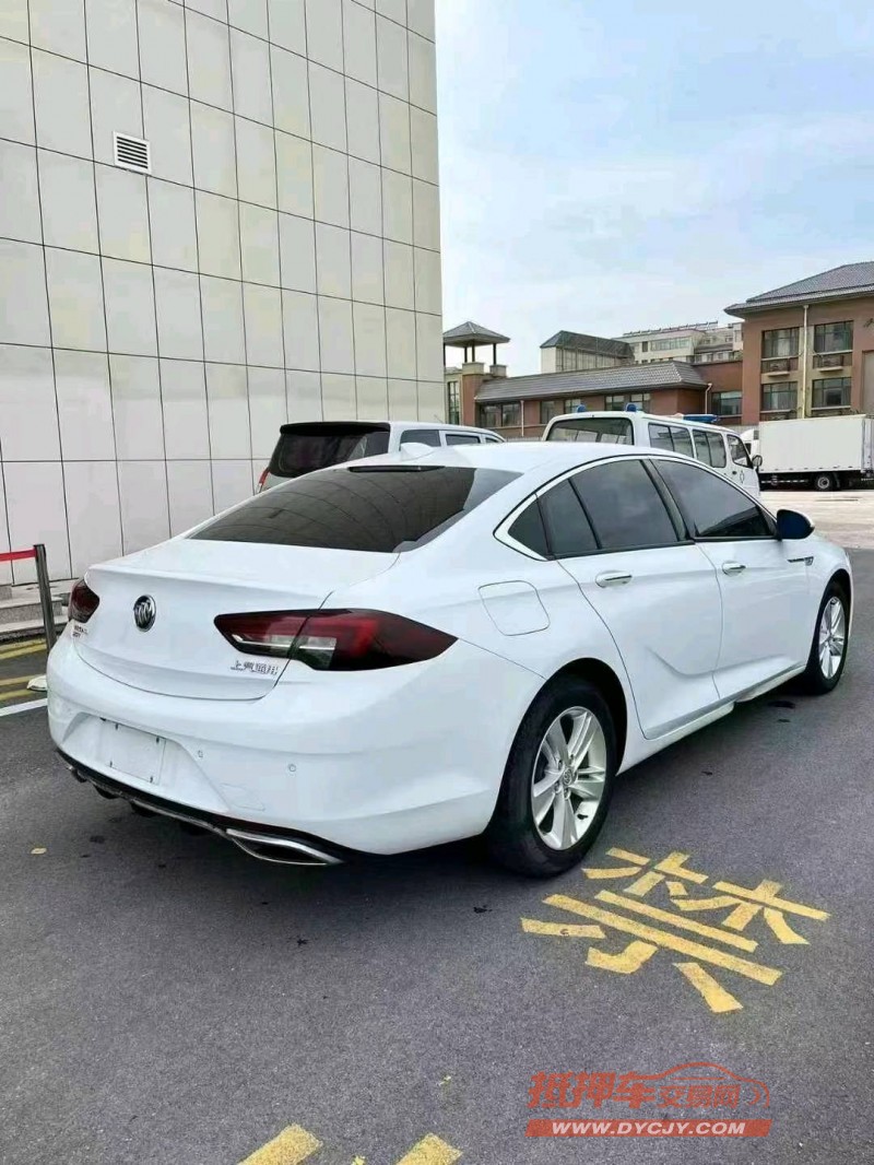 济宁19年别克君威6