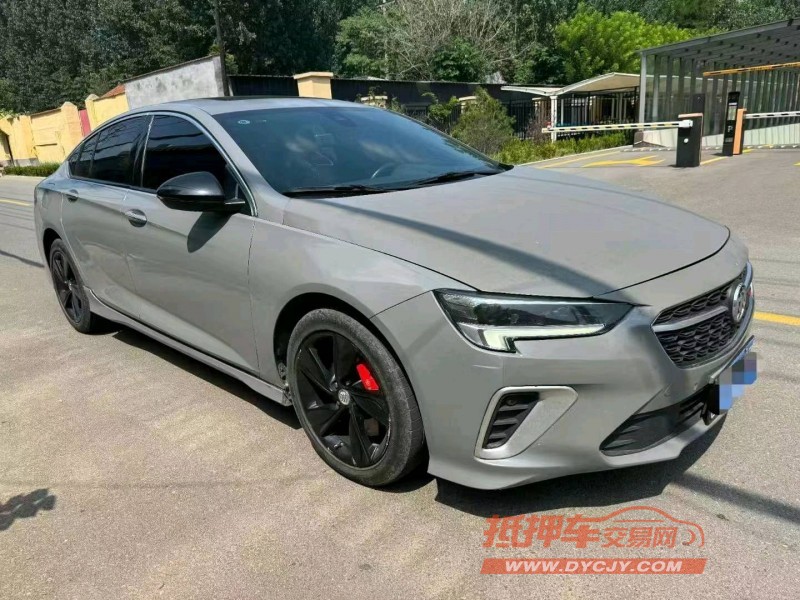 济宁20年别克君威3