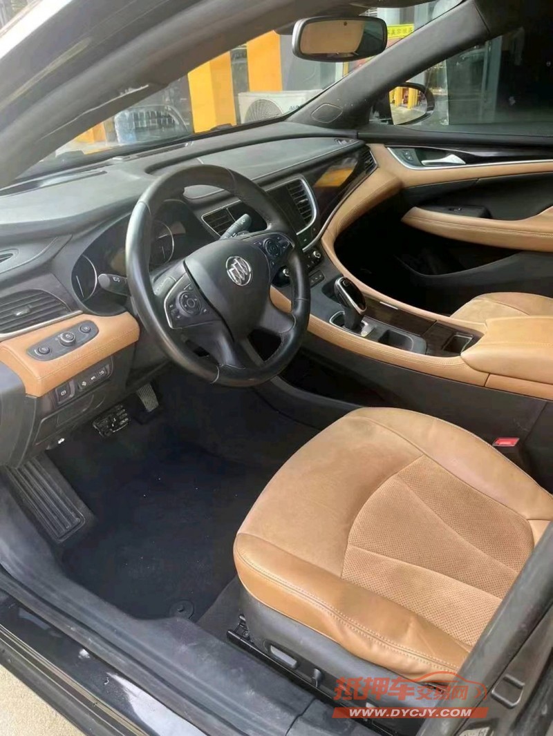 济南20年别克君越3