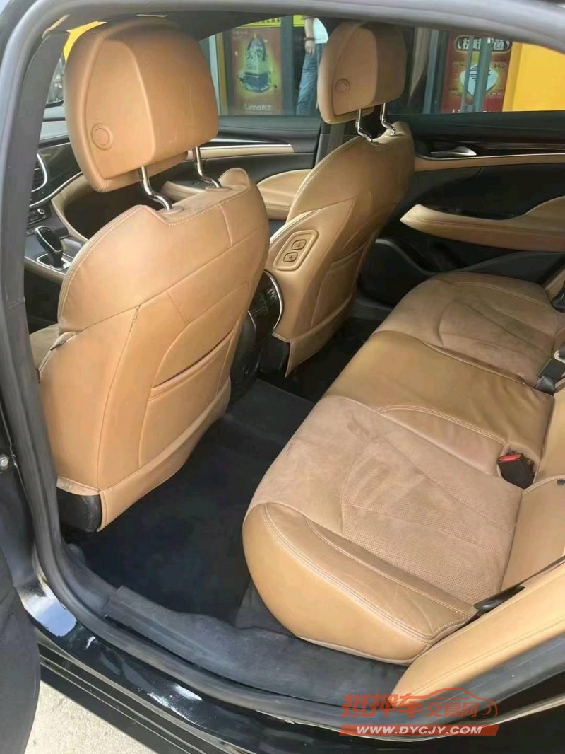 济南20年别克君越7