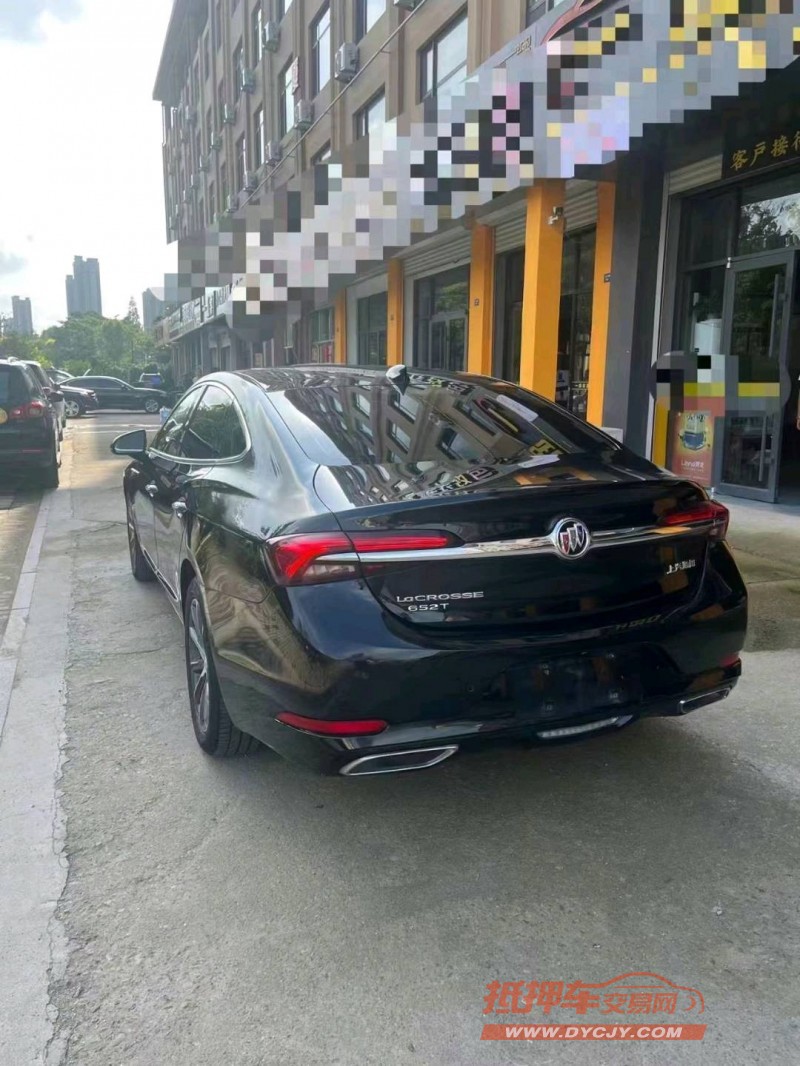 济南20年别克君越8