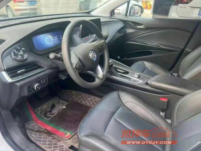 济宁24年别克微蓝3