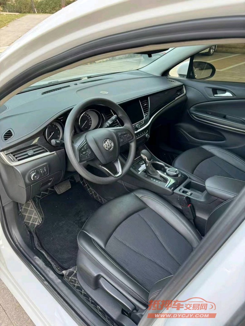 邢台22年别克威朗4