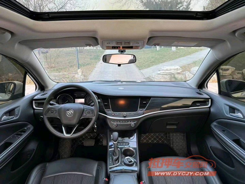 邢台22年别克威朗5