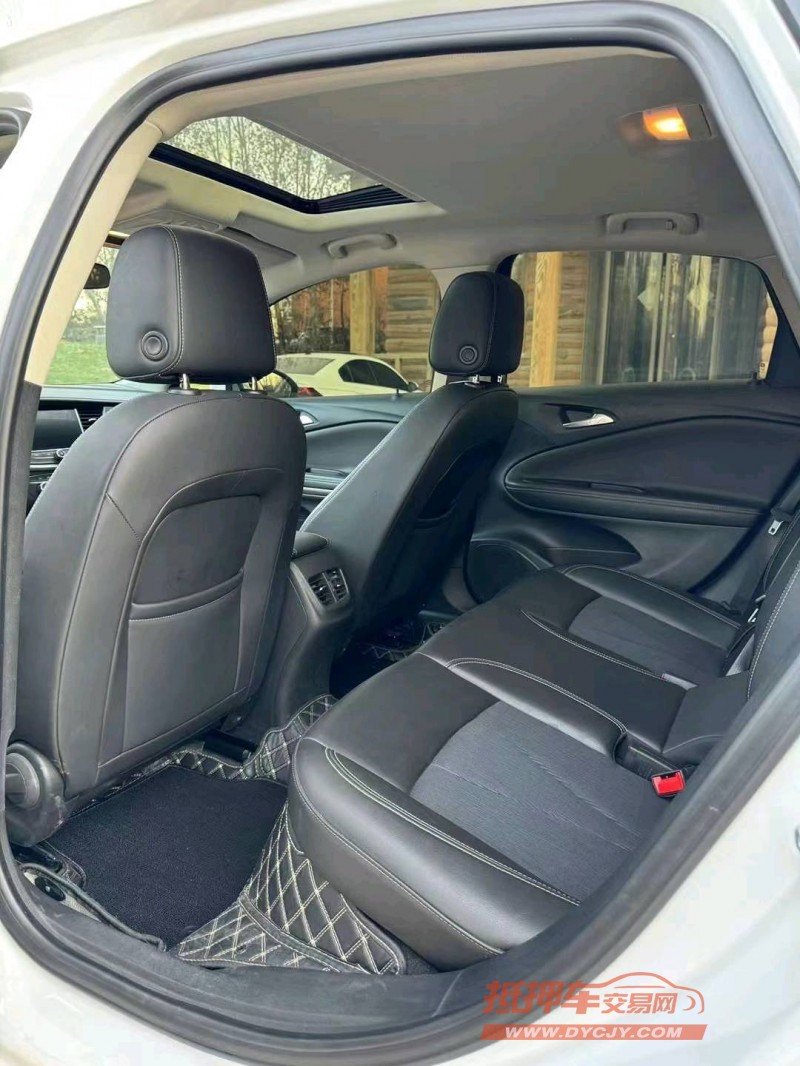 邢台22年别克威朗6