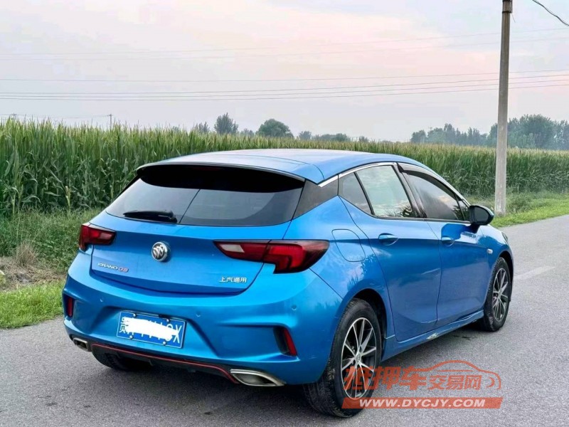 徐州17年别克威朗2