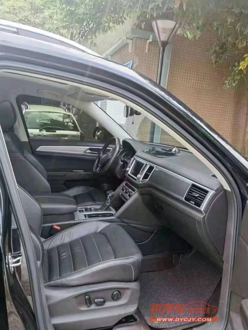 成都18年大众途昂3