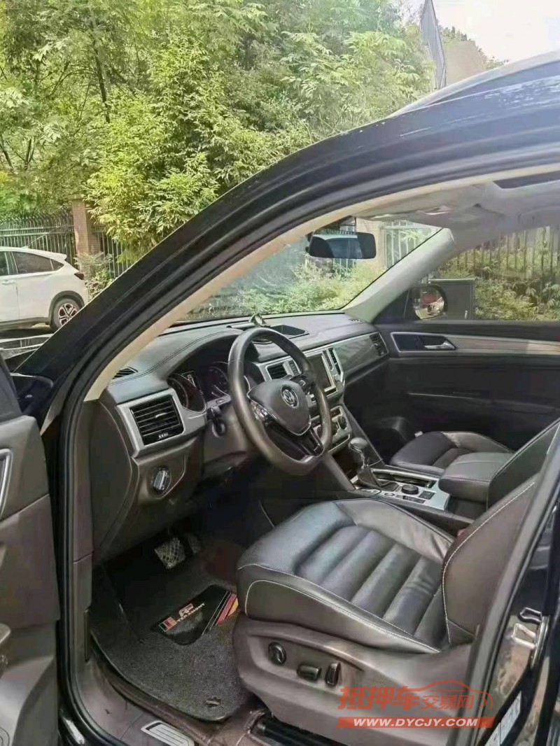 成都18年大众途昂5