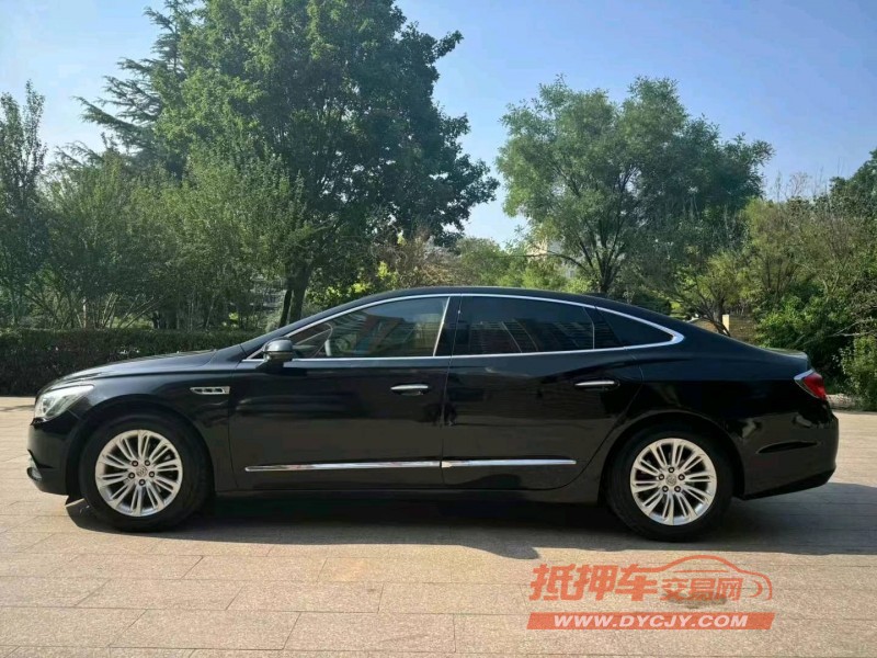 邢台16年别克君越8