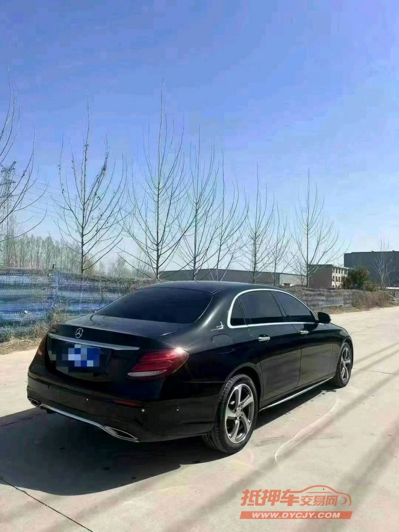 菏泽17年奔驰E8