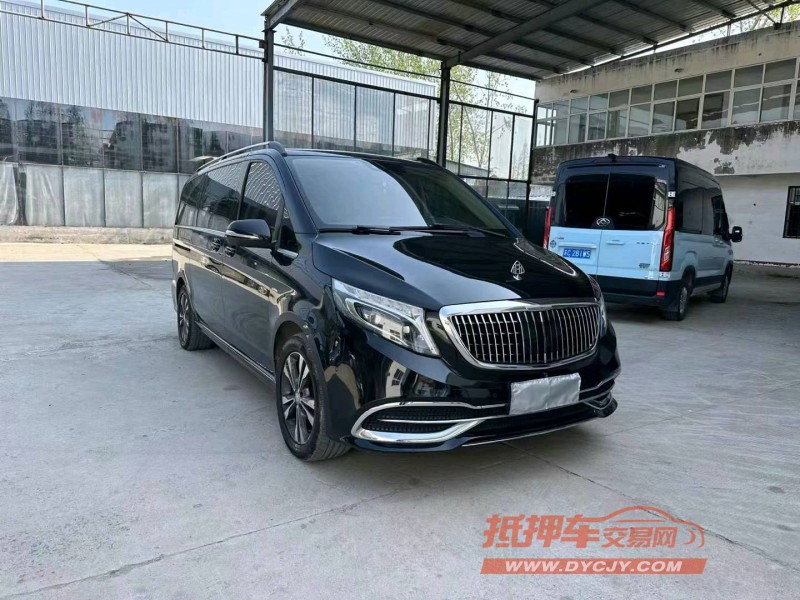 徐州17年奔驰V3