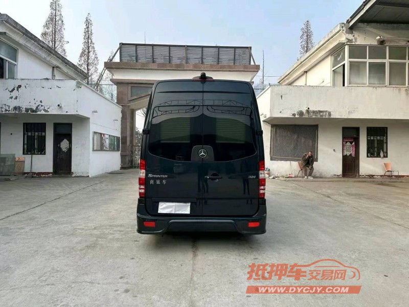 徐州15年奔驰斯宾特9