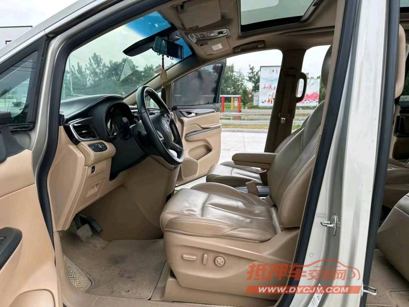 徐州17年别克GL83