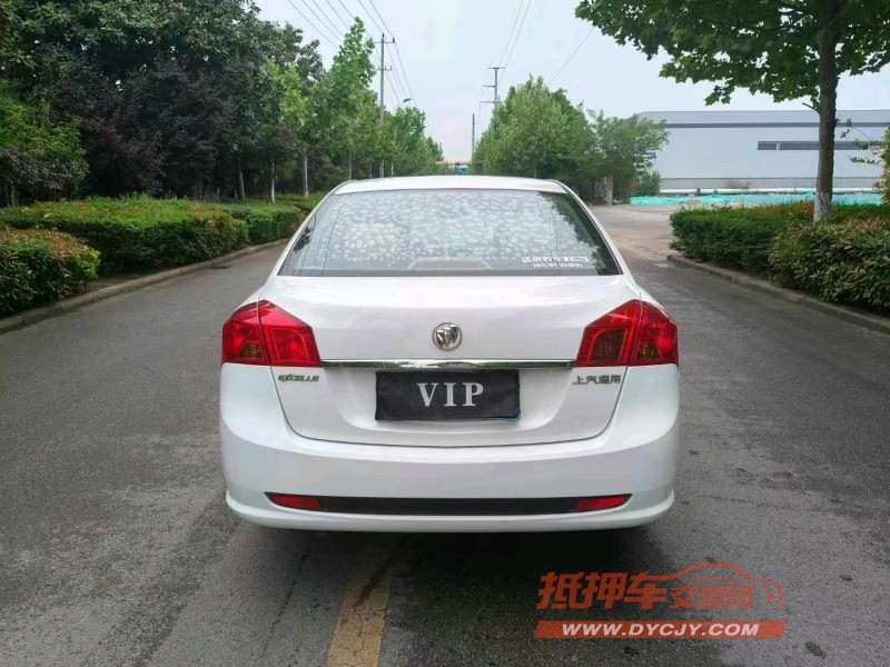 徐州17年别克凯越3