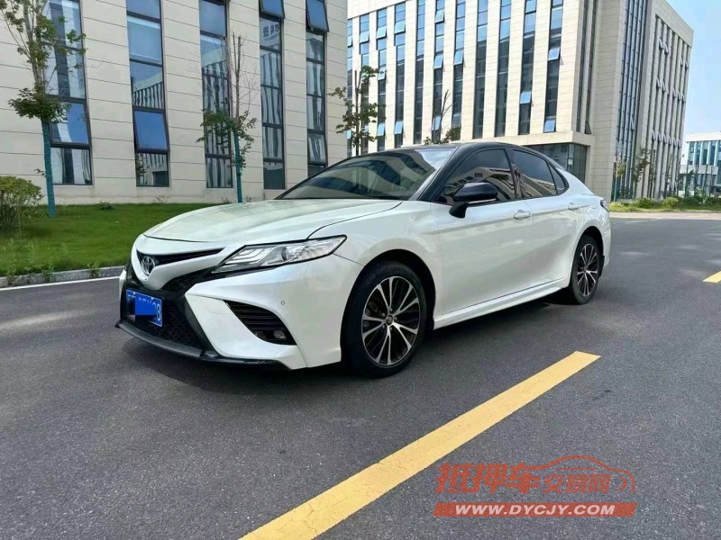 潍坊19年丰田凯美瑞7